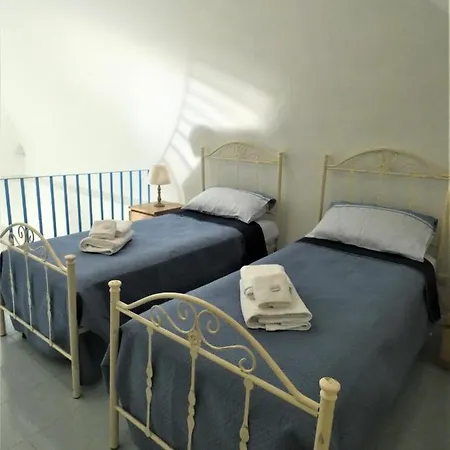 House Sasanelli * Μπάρι