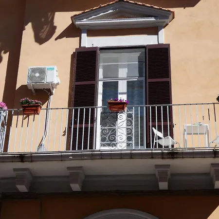 Apartament House Sasanelli